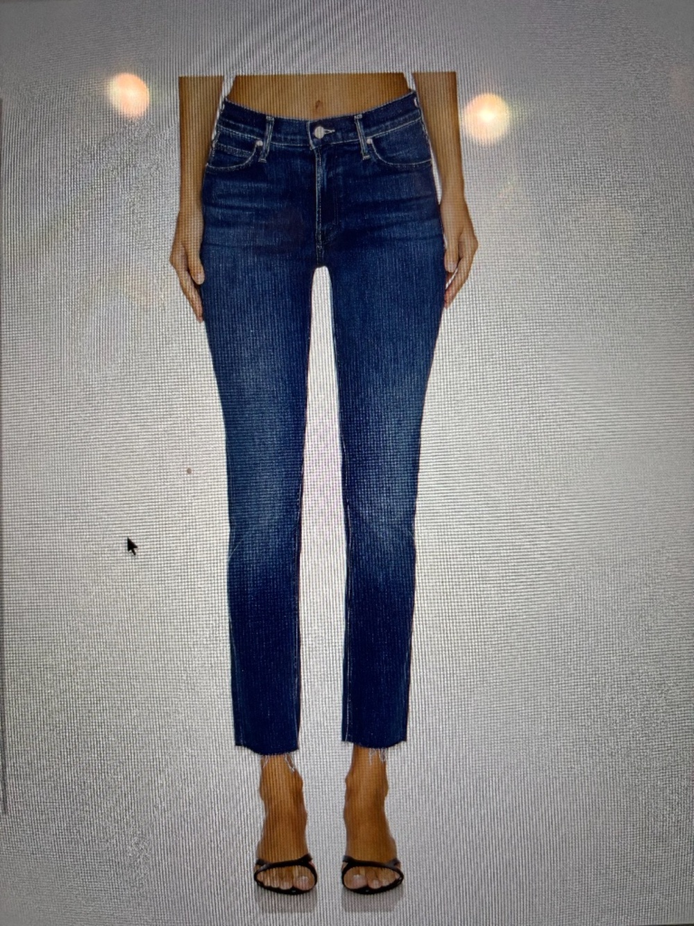 The Mid Rise Dazzler Ankle Fray Jean